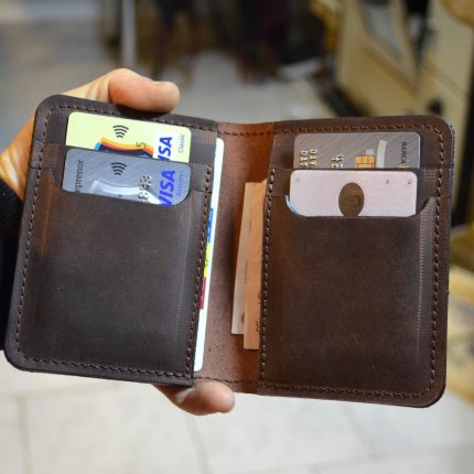 portofel vertical barbati piele maro vintage2