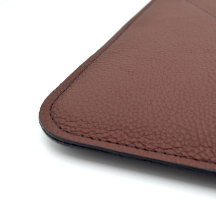 husa laptop macbook 13 piele bordo visiniu2