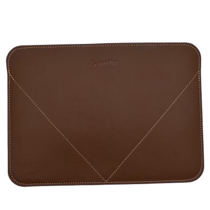 husa laptop macbook 13 piele maro3